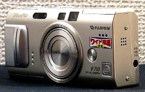 Finepix F710